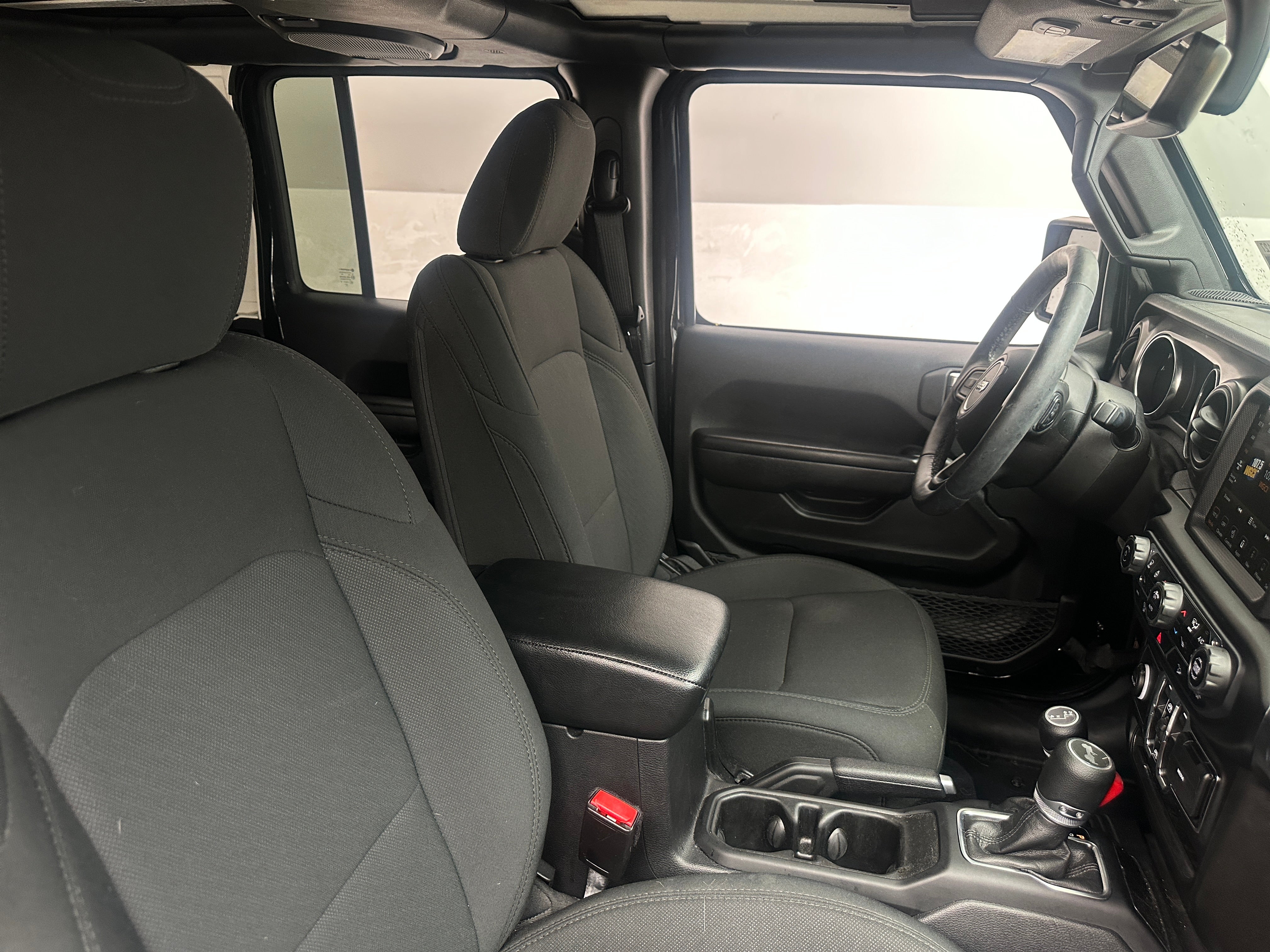 jeep wrangler unlimited 2021 1C4HJXDG2MW720712 image jeep wrangler unlimited 2021 1C4HJXDG2MW720712 image